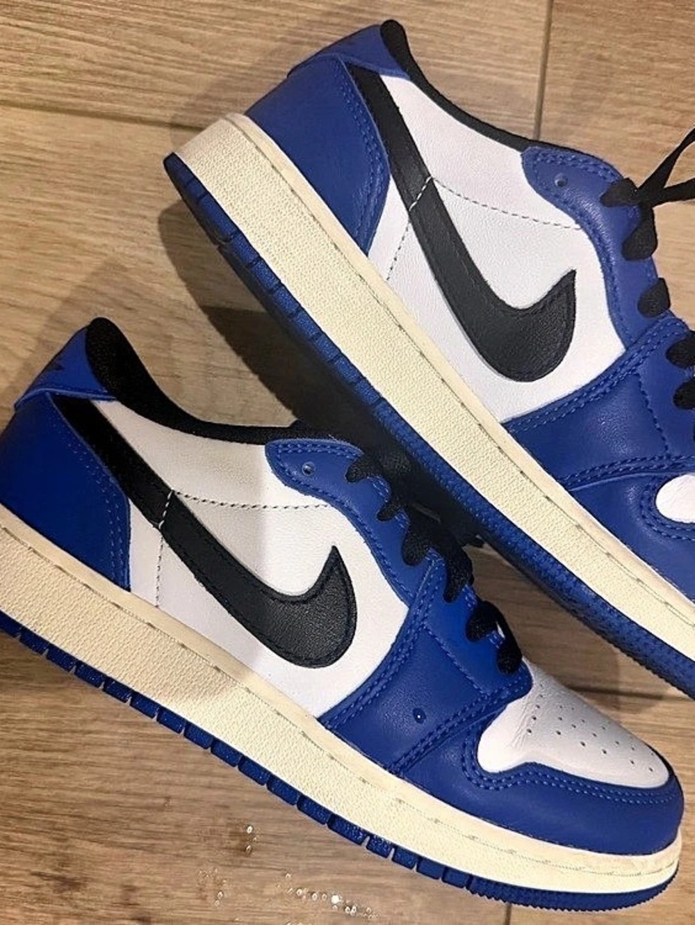 Boy’s Nike Air Jordan 1 Low Blue & White Sneakers 4Y